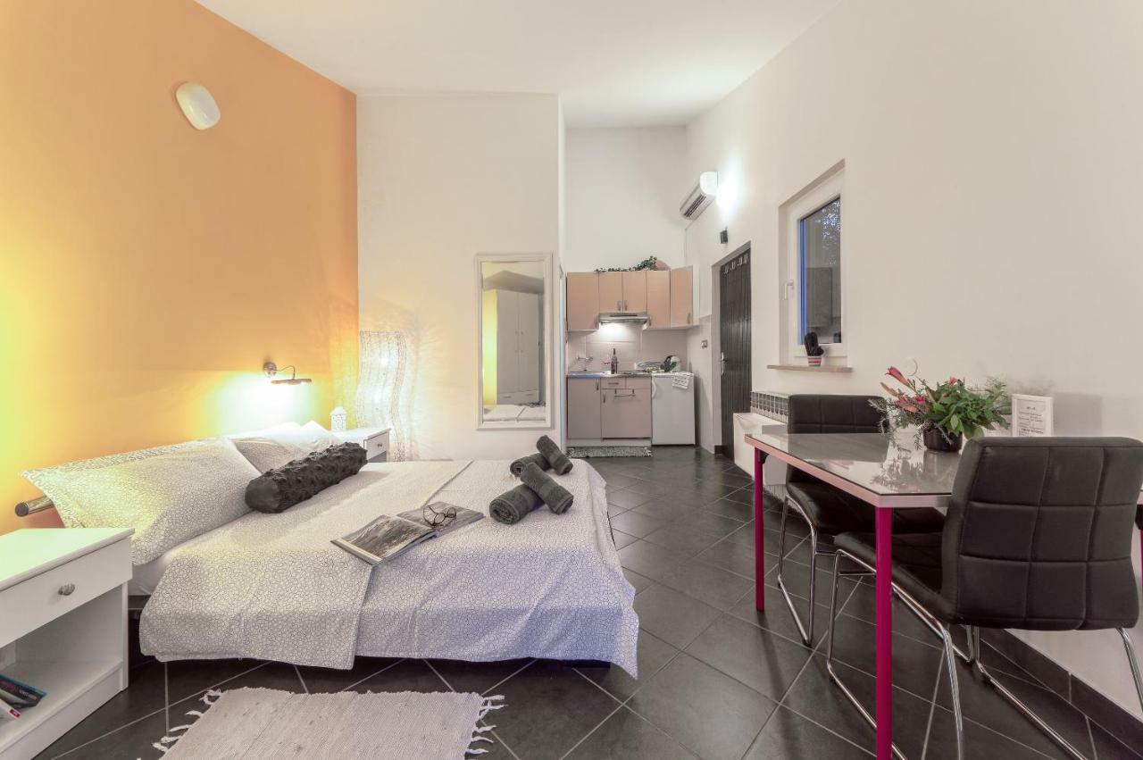 Apartments Lodra بولا المظهر الخارجي الصورة