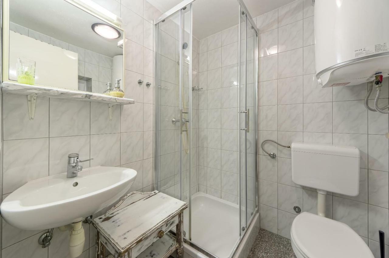 Apartments Lodra بولا المظهر الخارجي الصورة